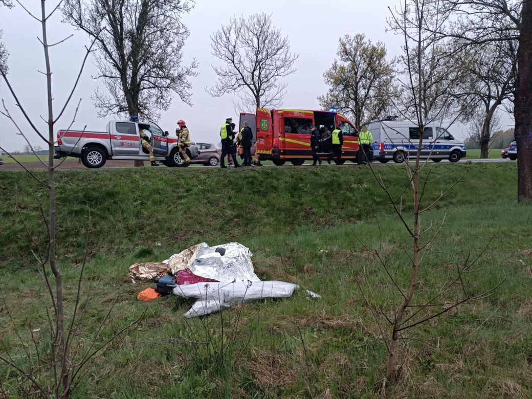 Wypadek autobusu pod Siedlcami. Droga zablokowana, są ranni