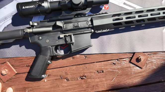 ZRO Delta - karabin AR15 w cenie pistoletu