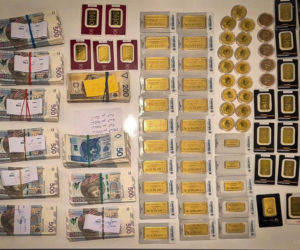 Straż Graniczna weszła jednocześnie do 17 lokali w Pomorskiem, a podczas pościgu ulicami Gdańska padły strzały w opony uciekających aut