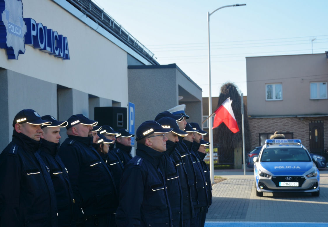 Nowa siedziba policjantów w Raczkach. Na otwarciu był Zieliński [ZDJĘCIA]