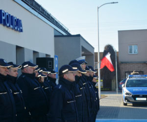 Nowa siedziba policjantów w Raczkach. Na otwarciu był Zieliński [ZDJĘCIA]