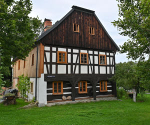 Wolimierz dom przysłupowy