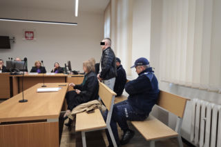 Mówił, że ręce mu śmierdzą krwią, obsesyjnie je mył. W szyi pani Zuzanny tkwił nóż