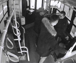 Zaatakowali w autobusie. Poznajesz te osoby?