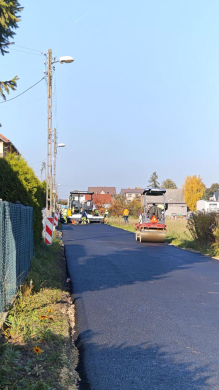 Zaorana ulica w Gliwicach - Ostropie ponownie została wylana asfaltem