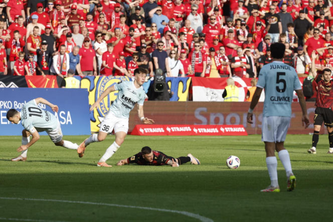Widzew Łódź - Piast Gliwice: Zdjęcia kibiców i zawodników z meczu 34. kolejki PKO BP Ekstraklasy