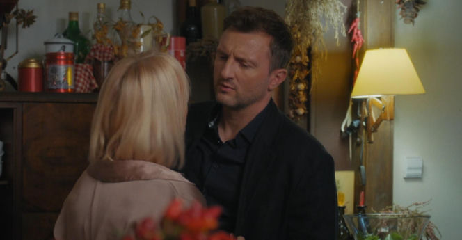 M jak miłość odc. 1920. Dorota (Iwona Rejzner), Bartek (Arkadiusz Smoleński)