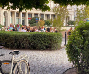 Zmiany na placu Zbawiciela. Pilotaż został wydłużony