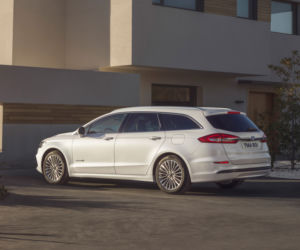 Ford Mondeo Hybrid kombi