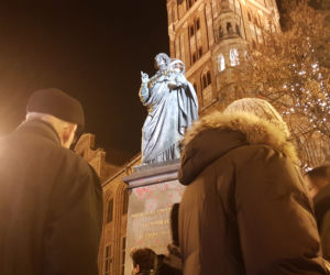 Torunianie nagrali kondolencje dla rodziny Pawła Adamowicza i gdańszczan
