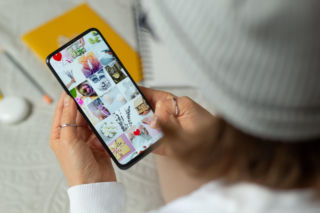 Jak zrobić porządek w zdjęciach w telefonie? Poznaj proste sposoby, by nie stracić cennych wspomnień