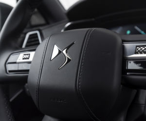 DS 7 Crossback E-Tense 300 4x4 Louvre