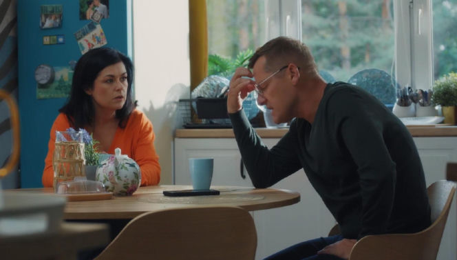 M jak miłość, odcinek 1918: Piotrek w złym stanie po spotkaniu z Pawłem. Teraz on się załamie! - ZDJĘCIA