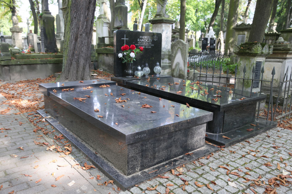 Tu spocznie Wiesław Gołas