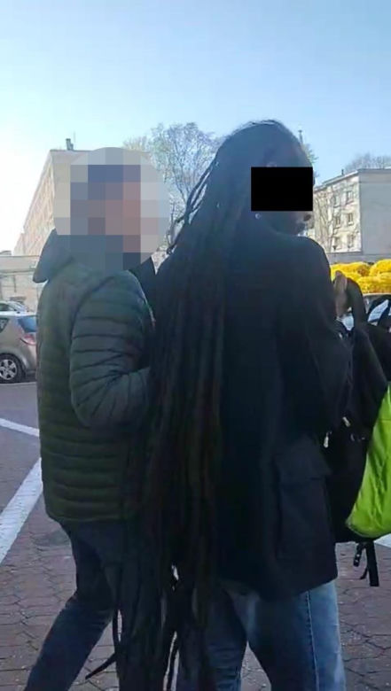 Warszawa.  27-latek zaatakowany nożem na Placu Bankowym