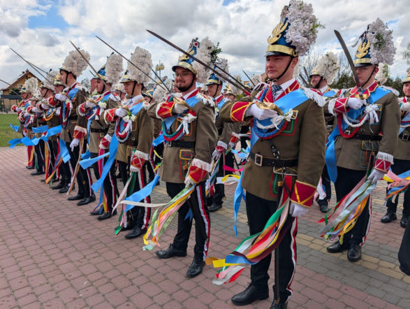 Efektowna parada z widowiskowym pokazem musztry