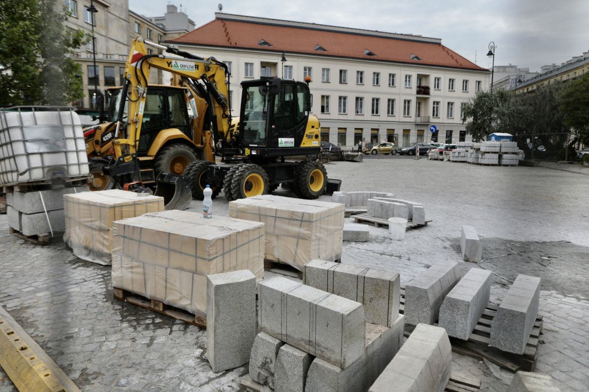 Rewolucja na Placu Trzech Krzyży. Trzaskowski: „Istotne zmiany”