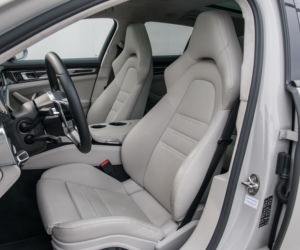 Porsche Panamera Turbo Sport Turismo 4.0 V8 550 KM