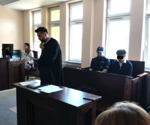 Jechał pod wpływem alkoholu, rozbił mercedesa o słup. 18-letnia Ania zginęła na miejscu