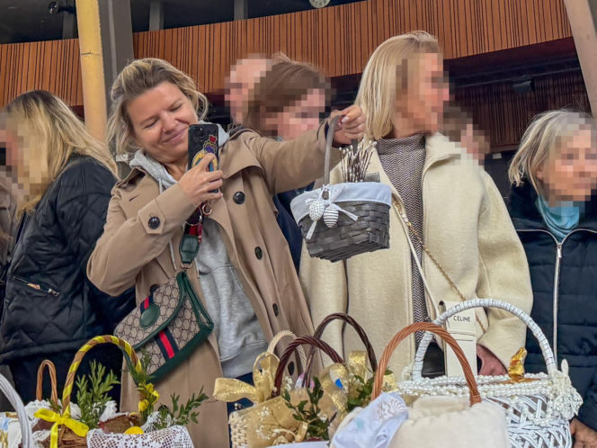 Marta Manowska ze święconka