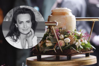 Nietypowe pożegnanie Agnieszki Maciąg. Mantra zamiast modlitwy, białe kwiaty. To dopiero początek!