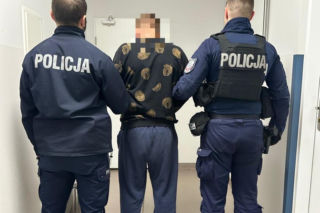 Zmarła od ciosu. Będą zarzuty dla męża 32-latki, której ciało znaleziono w Kościanie