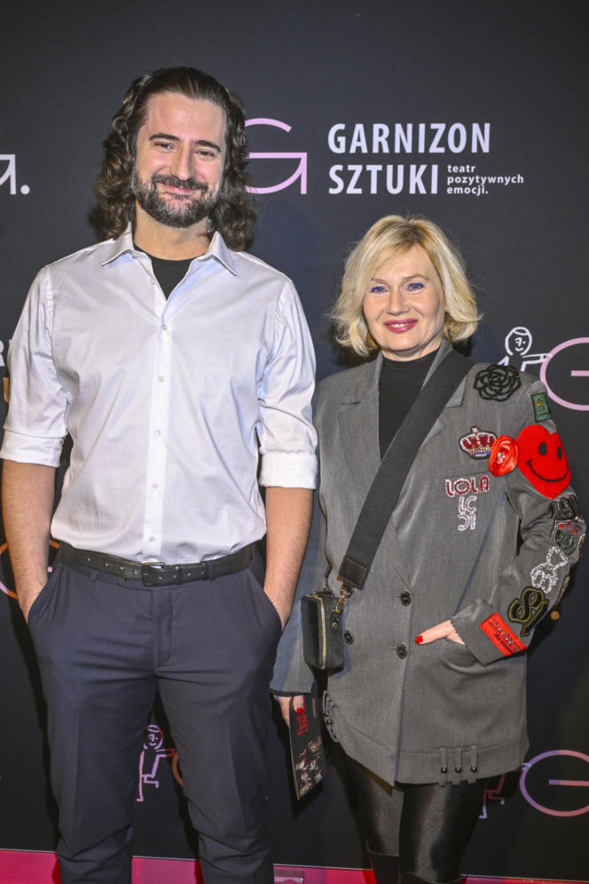 Patrycja Markowska skradła show w teatrze! Nie mogła oderwać rąk od ukochanego!