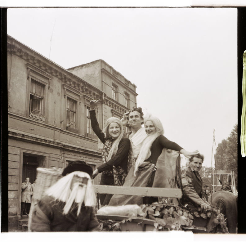 Winobranie w Zielonej Górze w latach 1963-1973. Oto jak bawiono się podczas największego Święta Wina w Polsce