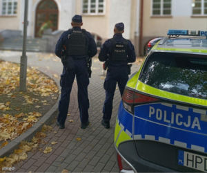 Policja zatrzymała kolejnych nastolatków. Uczniowie siali strach, tak się teraz tłumaczą