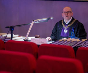 Proces jakiego jeszcze nie było. 79 oskarżonych, rozprawa odbyła się w kinie