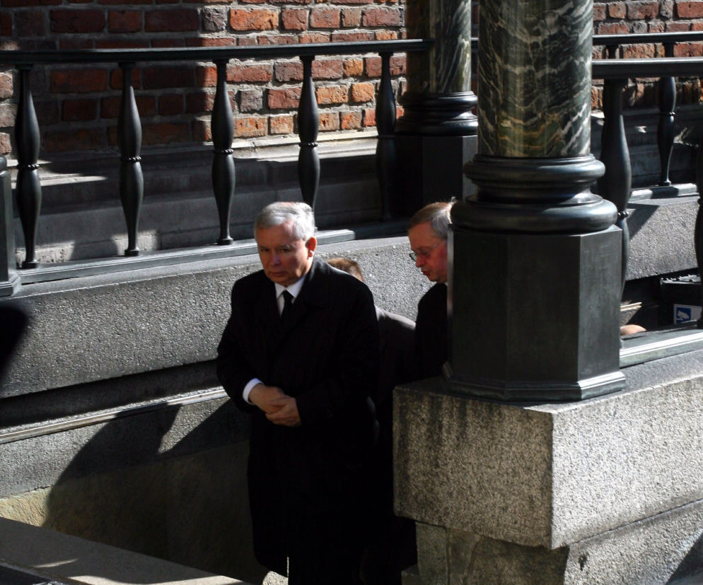 Jarosław Kaczyński odwiedził grób brata Lecha 