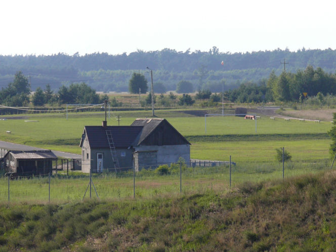To miasto ma jeden najpiękniejszych ratuszy w województwie łódzkim. Jeszcze niedawno było wsią