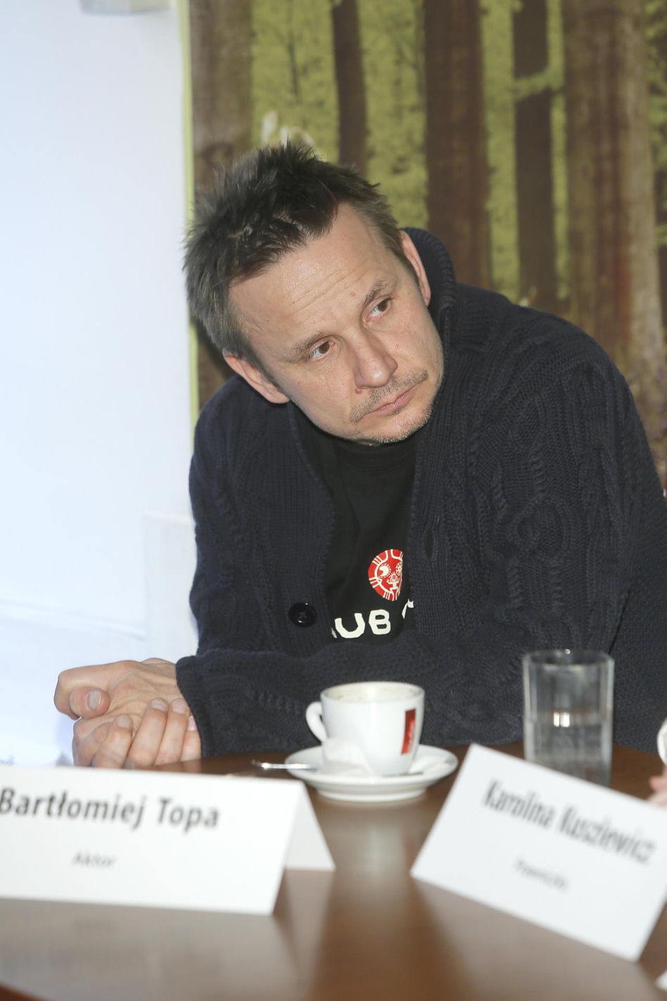 Bartłomiej Topa kiedyś i dziś. Tak przez lata zmieniał się gwiazdor hitowego serialu "1670"