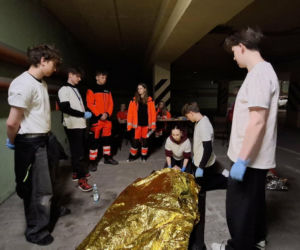 Wiedzą jak ratować! Na Uniwersytecie Kaliskim odbyły się II Mistrzostwa Szkół Ponadpodstawowych w Pierwszej Pomocy