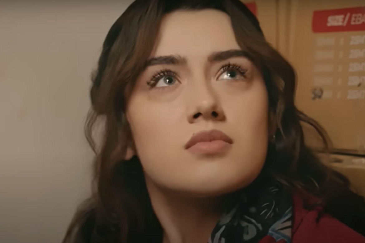 Zeynep będzie zaskoczona jego widokiem 