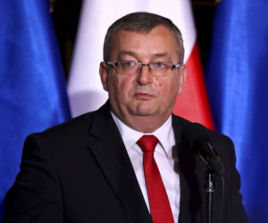 KACZYŃSKI WYCZYŚCI RZĄD SZYDŁO.