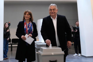 Orban i Magyar pewni zwycięstwa. Rekordowa frekwencja