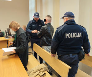 Mówił, że ręce mu śmierdzą krwią, obsesyjnie je mył. W szyi pani Zuzanny tkwił nóż