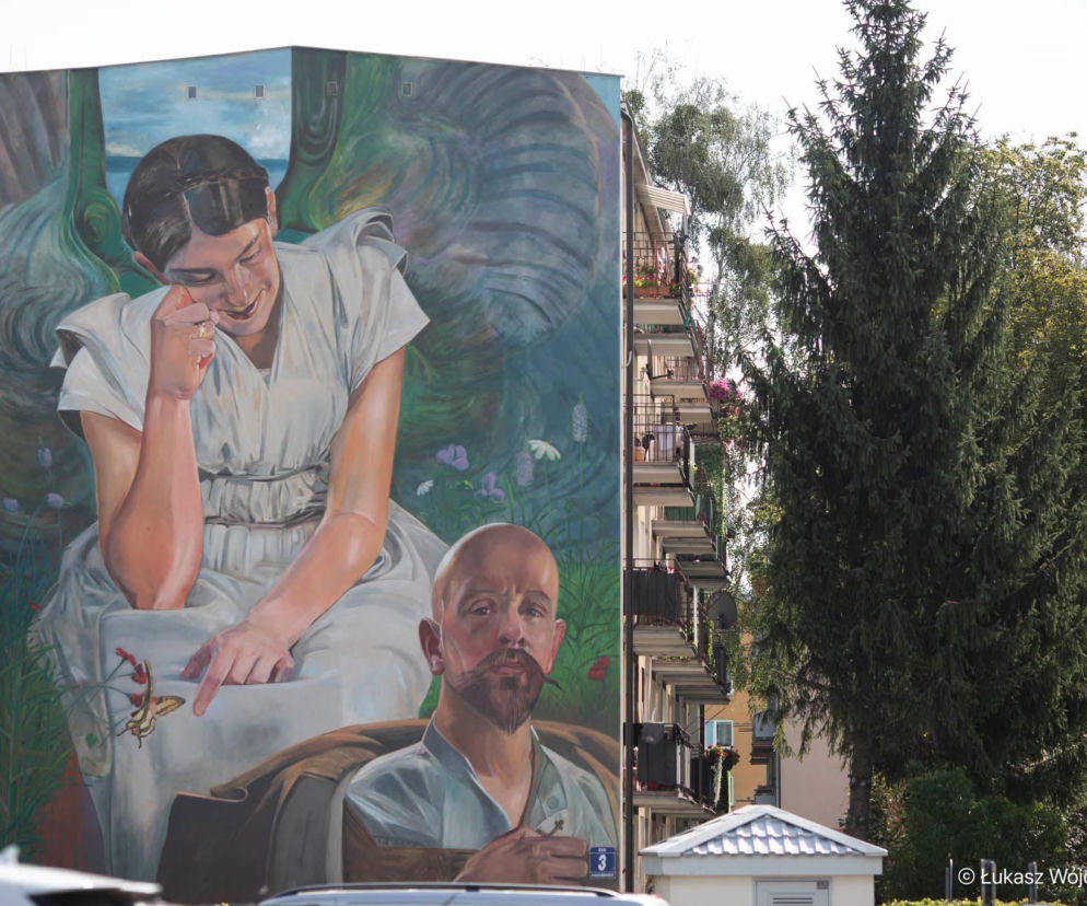 Obraz Malczewskiego na ścianie bloku. W Radomiu powstał największy mural z jego dziełem
