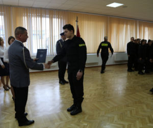 Ślubowanie policjantów w Bydgoszczy. Nasz region zasili 69 nowych funkcjonariuszy! [ZDJĘCIA]