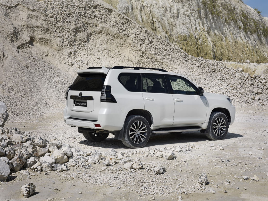 2020 Toyota Land Cruiser 