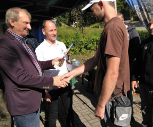 Obłowili się w ryby z Jezioraka, a nawet nagrody