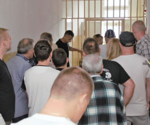 Mały Zgon kręcony na Warmii i Mazurach. Zobacz, jak wygląda dawny Areszt Śledczy w Bartoszycach