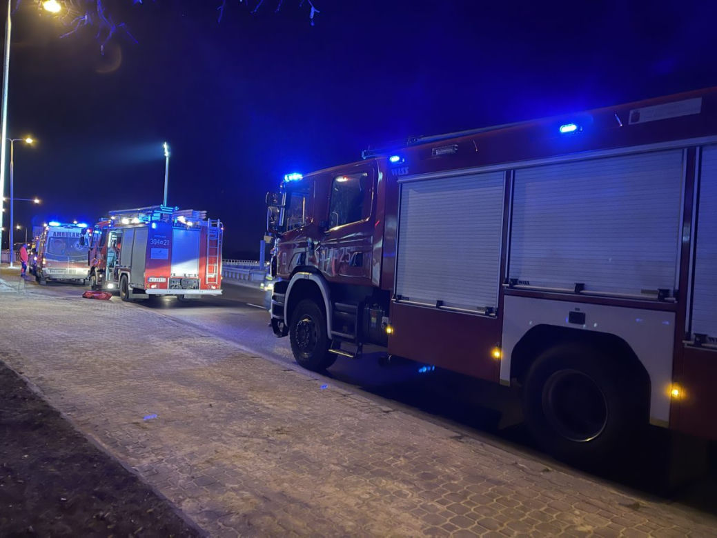 Pociąg potrącił mężczyznę na torach