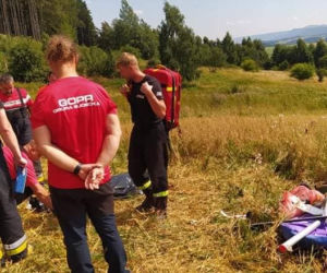 Lotniarz runął z wysokości pod Mieroszowem. Zginął na miejscu!