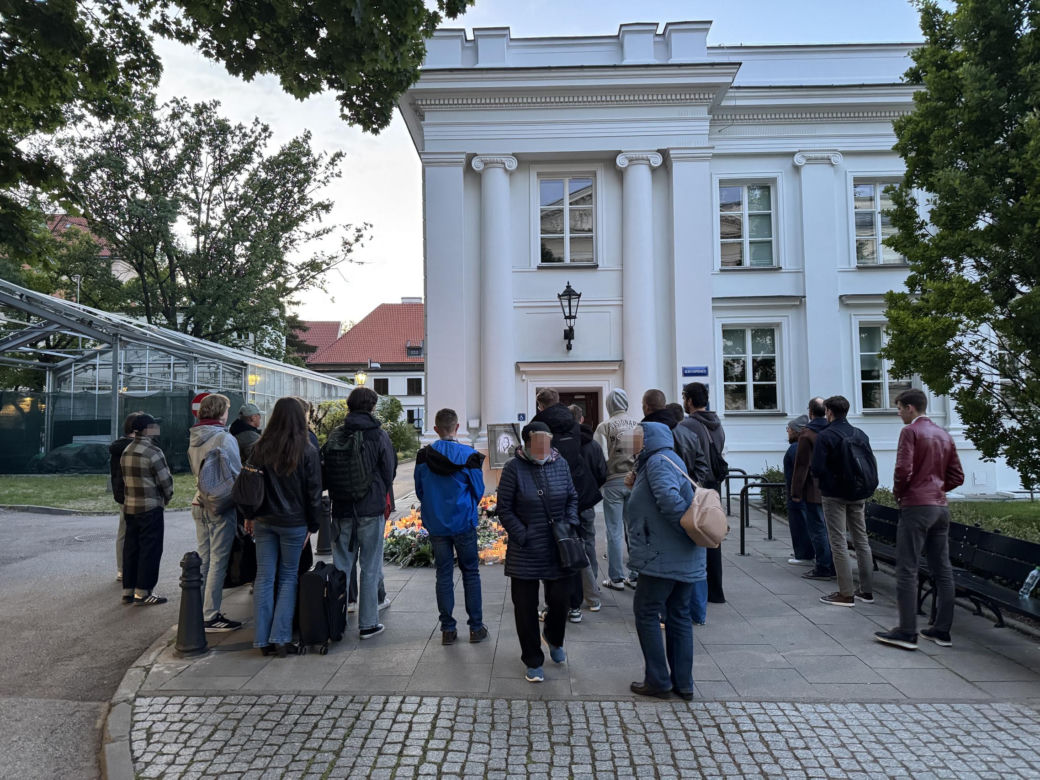 Student zaatakował 53-latkę toporkiem. Koszmar na UW w Warszawie. „Co powiedzieć jej dzieciom?”