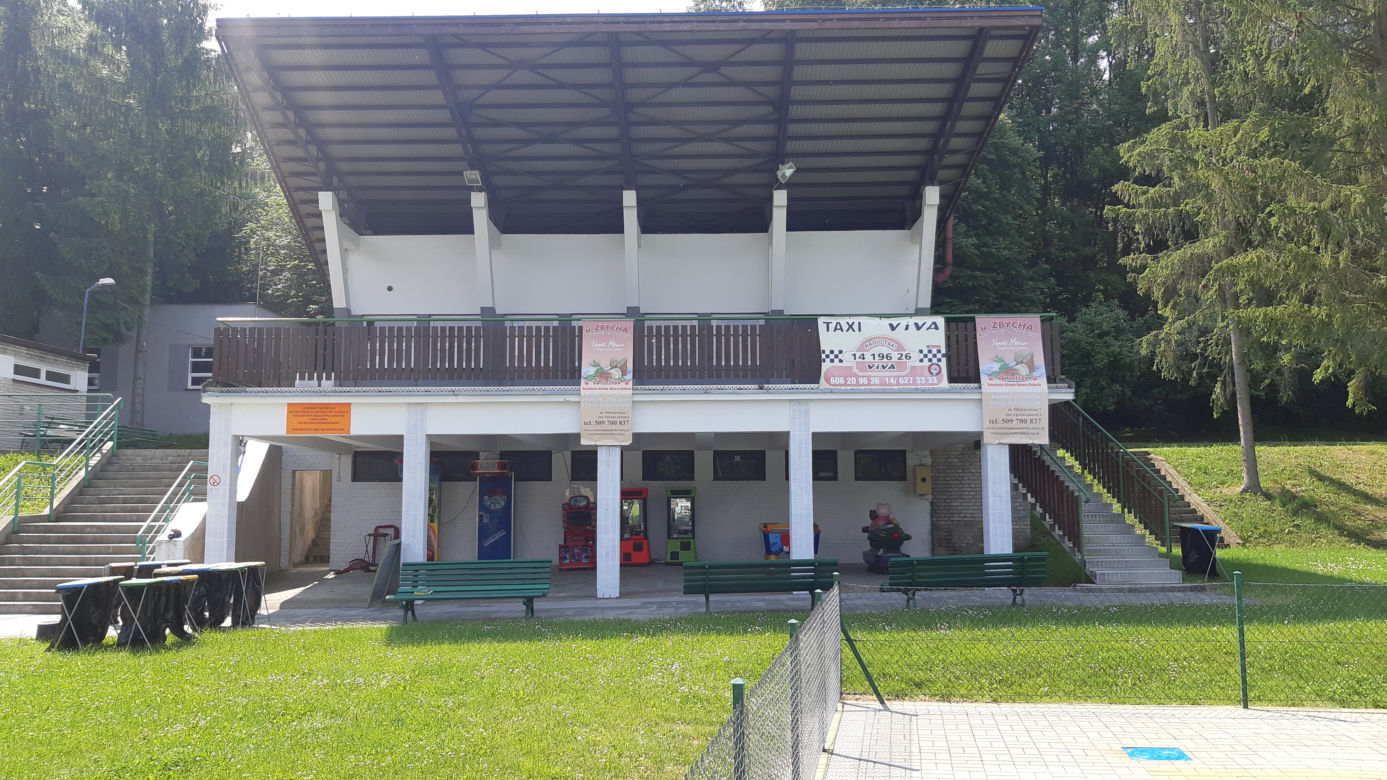 Basen letni na Górze Świętego Marcina w Tarnowie