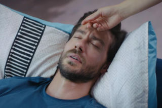 Dziedzictwo, odcinek 904: Nana przeżywa piekło w domu Poyraza. Niespodziewanie Poyraz odkrywa prawdę