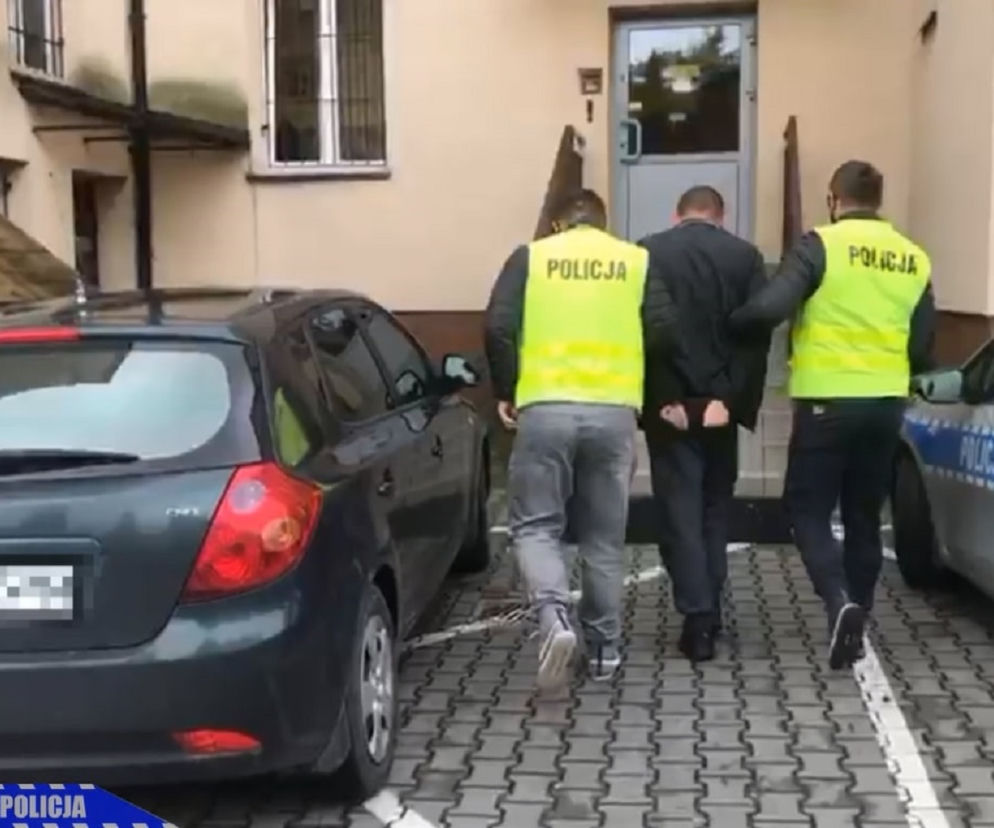 Napad na bank w Bochni. 37-latek zatrzymany, miał przy sobie skradzione pieniądze