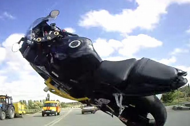 wypadek motocyklisty